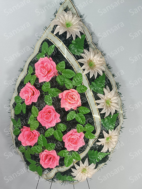 Вінок К 04 125/55см Вінок поляна троянд