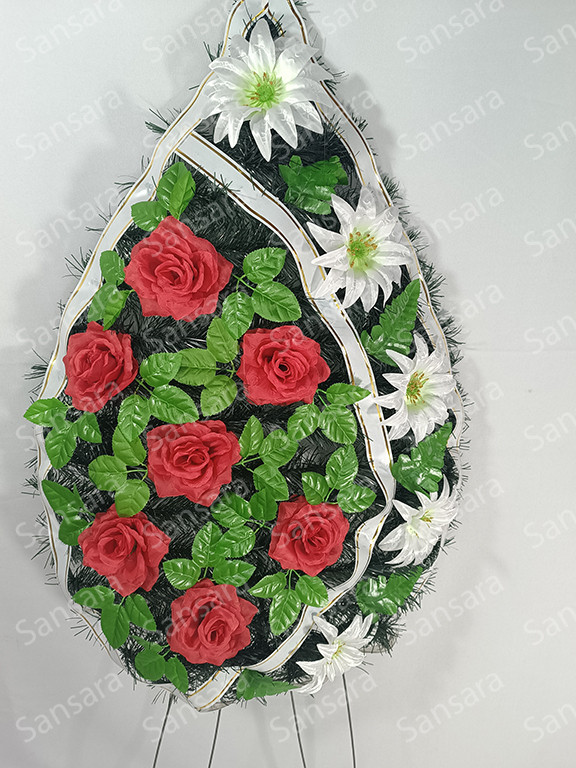 Вінок К 04 125/55см Вінок поляна троянд