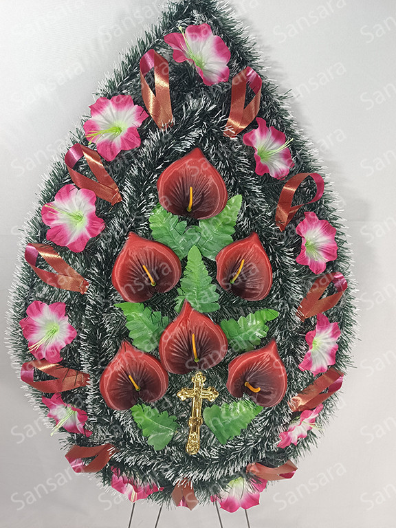 Вінок К 05 125/55см Вінок з хрестом в білій хвоі