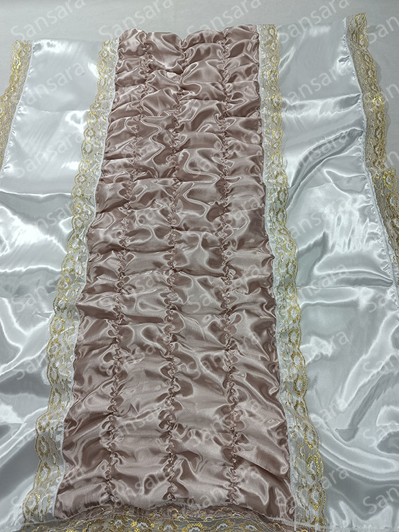 Покривало атлас жатка в середені №7 з мереживом